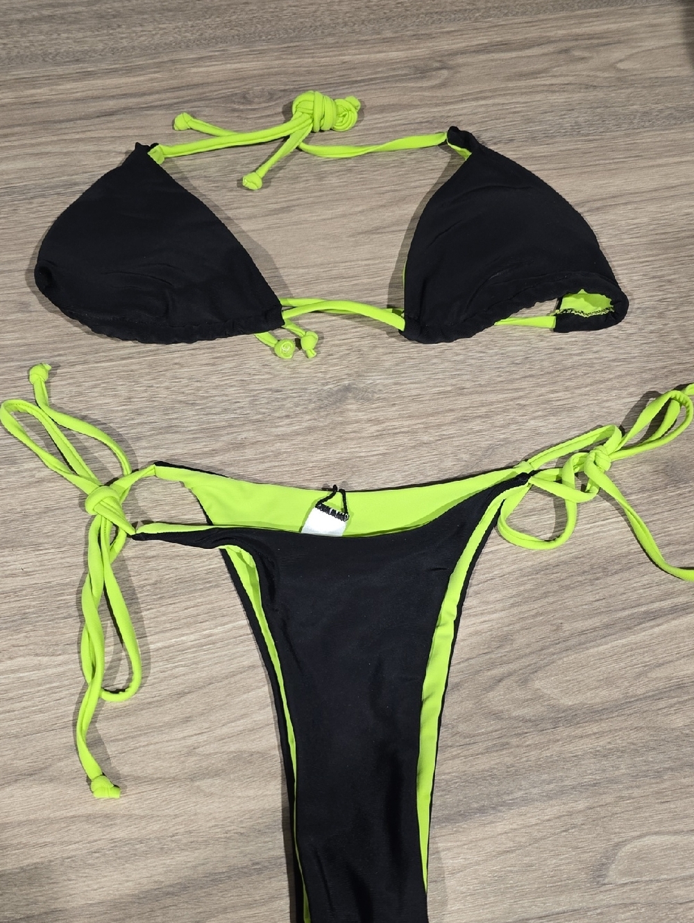 SHEIN Black & Neon Lime Tie-Side Reversible Bikini